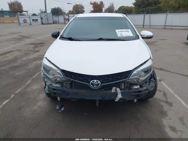 Toyota Corolla S Plus 2015 5YFBURHEXFP358304 Image 11