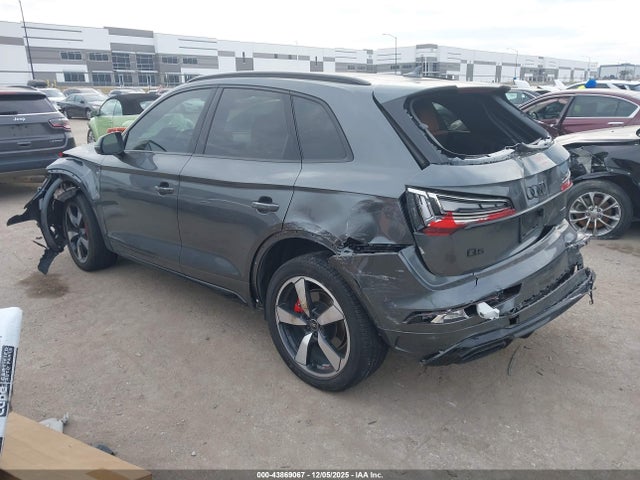 2024 AUDI Q5 WA1FAAFY8R2031406 Photo 2