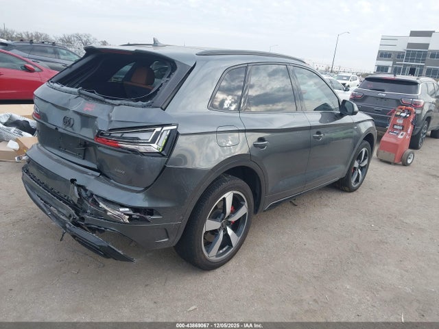 2024 AUDI Q5 WA1FAAFY8R2031406 Photo 3