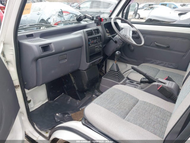 1996 MITSUBISHI OTHER 000000U42T0433668 Photo 7