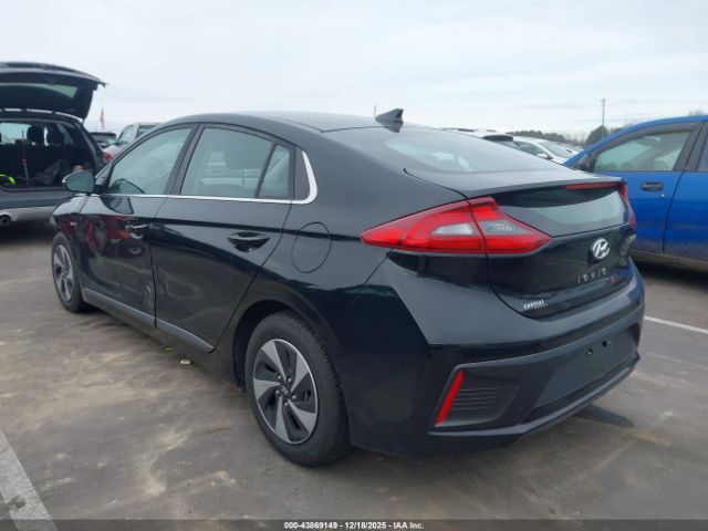 2019 HYUNDAI IONIQ HYBRID KMHC75LC6KU105905 Photo 2