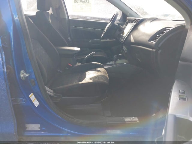 2020 MITSUBISHI OUTLANDER SPORT JA4AP4AU2LU026387 Photo 4