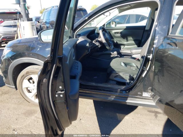 2023 HONDA HR-V 3CZRZ1H34PM720906 Photo 4