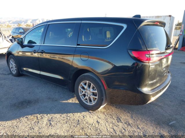 2023 CHRYSLER PACIFICA 2C4RC1BG2PR627409 Photo 2