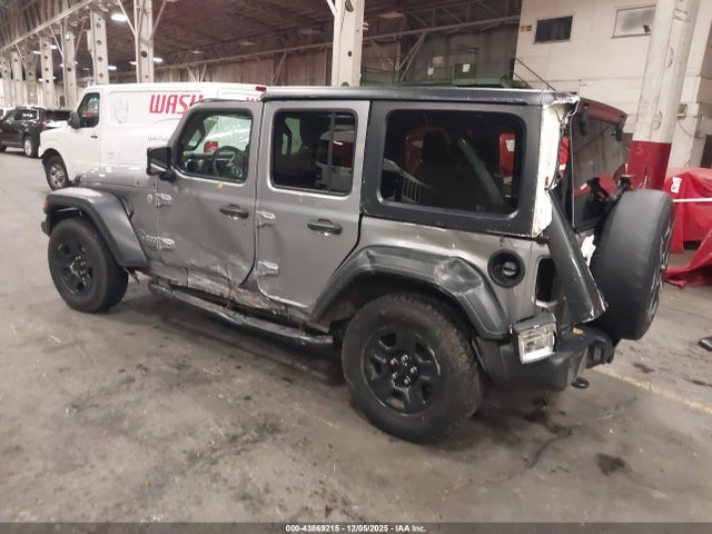 1C4HJXDG6JW161399 Jeep Wrangler Unlimited Sport 4x4