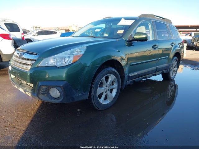 Subaru Outback 2.5i Premium 2014 4S4BRBDC1E3222322 Image 2