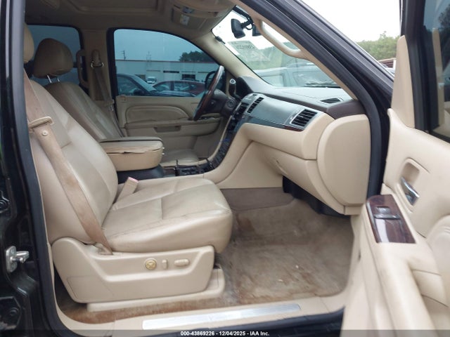2010 CADILLAC ESCALADE 1GYUCCEF9AR246737 Photo 4