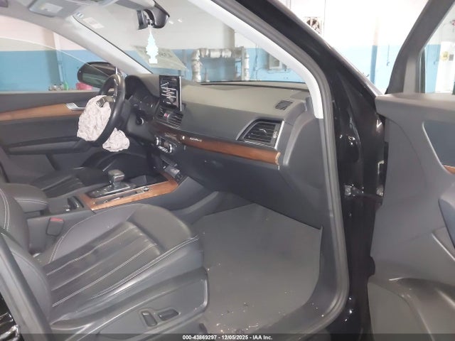 2021 AUDI Q5 WA1AAAFY0M2102598 Photo 4