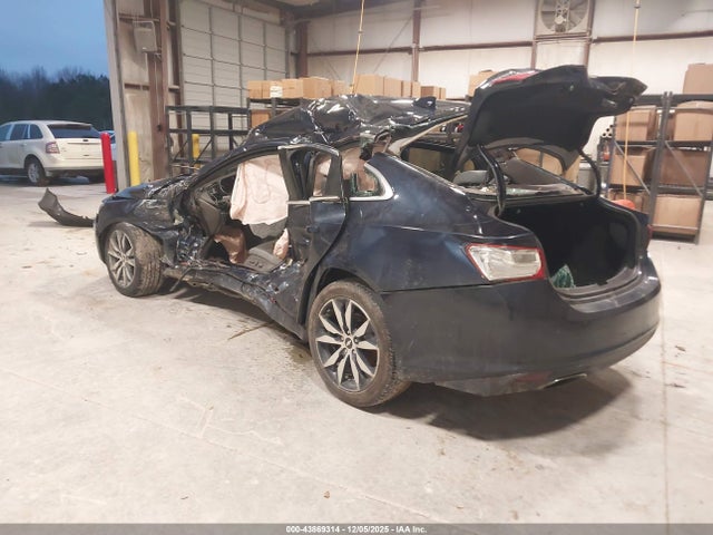 1G1ZF5SX8GF317926 Chevrolet MALIBU 2LT