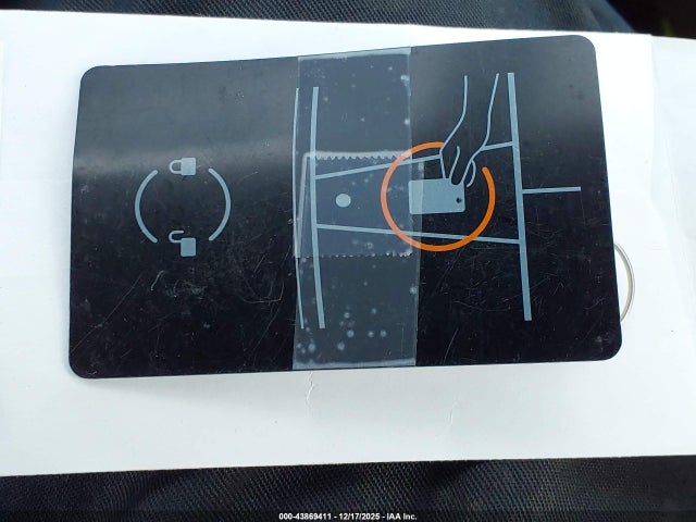 2023 TESLA MODEL 3 5YJ3E1EA8PF547647 Photo 10