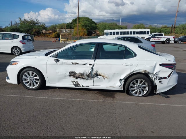 Toyota CAMRY LE 2023 4T1C11AK1PU104236 Image 14