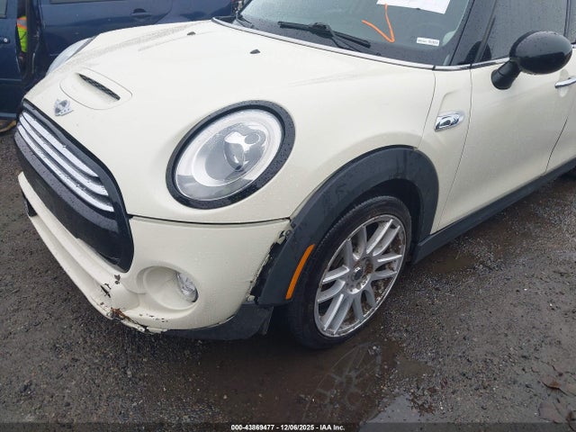 2015 MINI HARDTOP WMWXU3C5XF2B59438 Photo 5