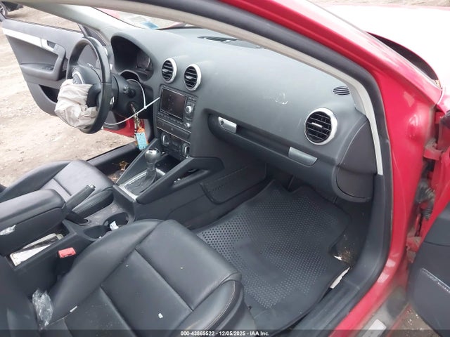 2013 AUDI A3 WAUKJAFM9DA021433 Photo 4