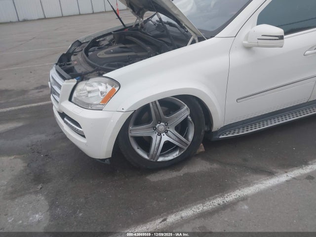 2011 MERCEDES-BENZ GL 550 4JGBF8GE0BA742916 Photo 5
