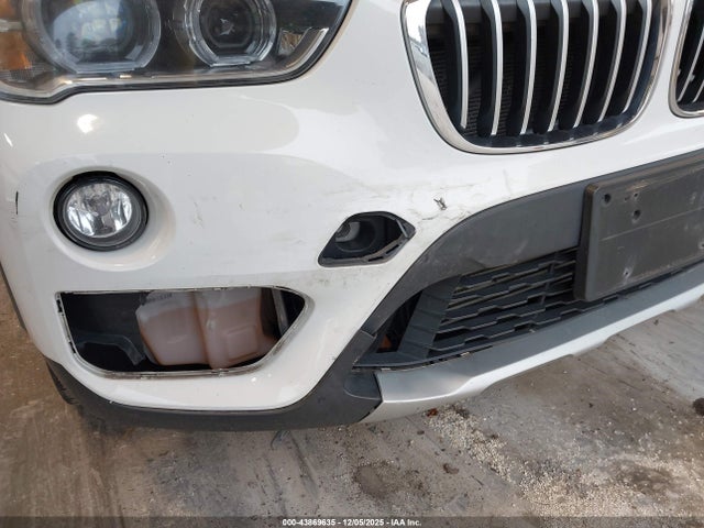 2016 BMW X1 WBXHT3Z30G4A50589 Photo 5