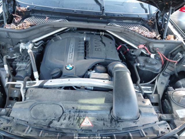 2014 BMW X5 5UXKR2C50E0H31490 Photo 9