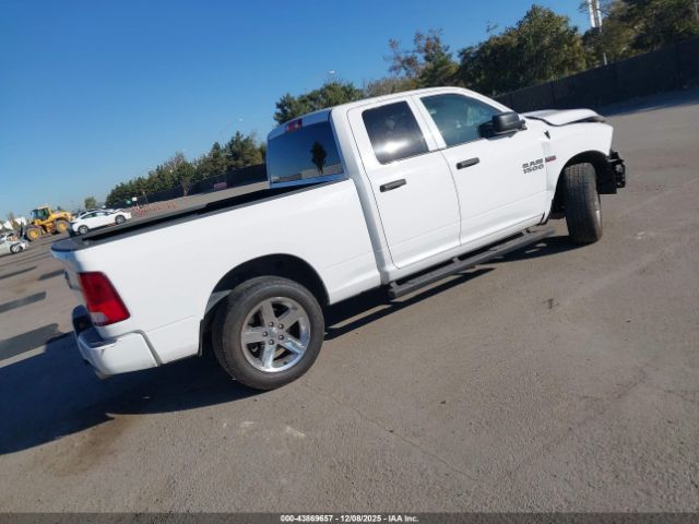 2018 RAM 1500 1C6RR6FT3JS183442 Photo 3