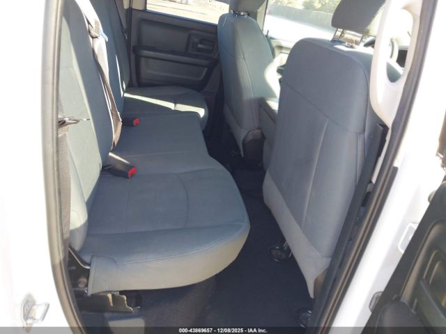 2018 RAM 1500 1C6RR6FT3JS183442 Photo 7