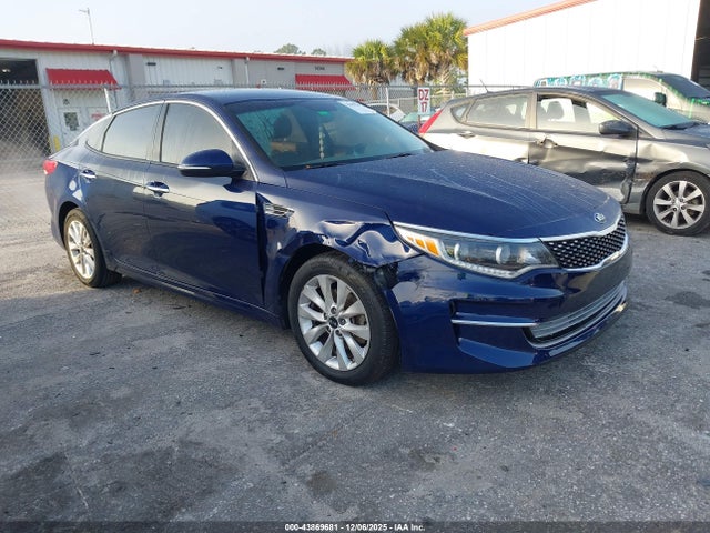 2016 KIA OPTIMA 5XXGU4L31GG114761