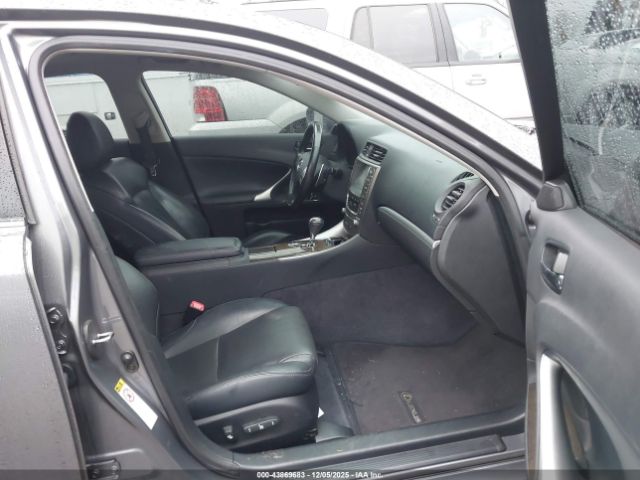 2013 LEXUS IS 250 JTHCF5C22D5062643 Photo 4