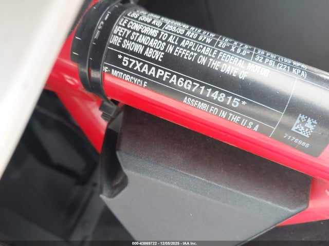 Polaris Slingshot Sl 2016 57XAAPFA6G7114815 Image 9