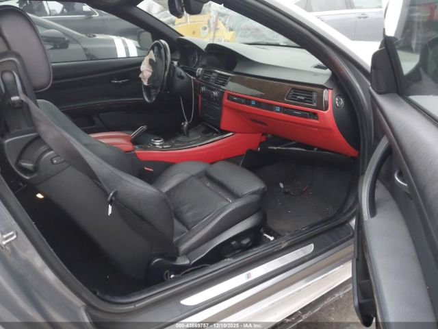 2011 BMW M3 WBSDX9C51BE584853 Photo 4