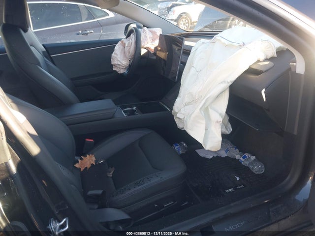 2025 TESLA MODEL 3 5YJ3E1EA2SF906290 Photo 4