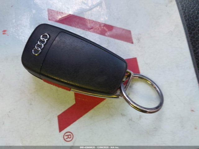 2016 AUDI A3 WAUA7GFF4G1032651 Photo 10