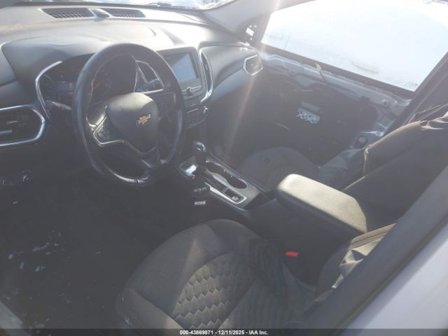 2019 CHEVROLET EQUINOX 2GNAXUEV1K6135310 Photo 4