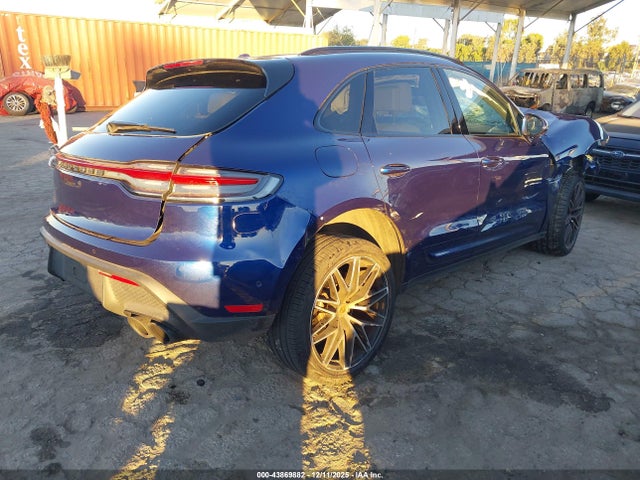2024 PORSCHE MACAN WP1AG2A59RLB38006 Photo 3