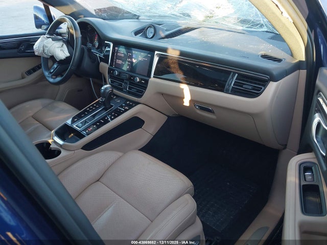 2024 PORSCHE MACAN WP1AG2A59RLB38006 Photo 4
