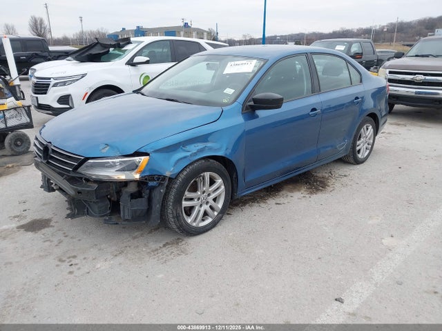 2015 Volkswagen Jetta 2.0l S მანქანა იყიდება აუქციონზე, vin: 3VW2K7AJ6FM355437, აუქციონის ნომერი: 43869913