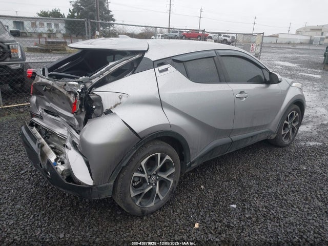 JTNKHMBX3K1032033 Toyota C-HR XLE