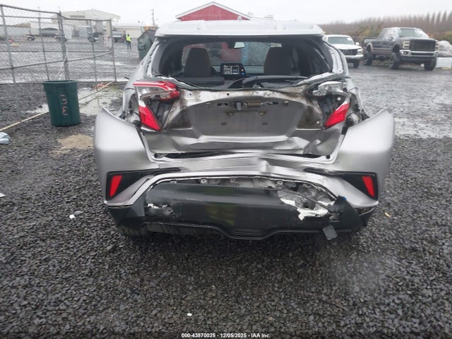 JTNKHMBX3K1032033 Toyota C-HR XLE