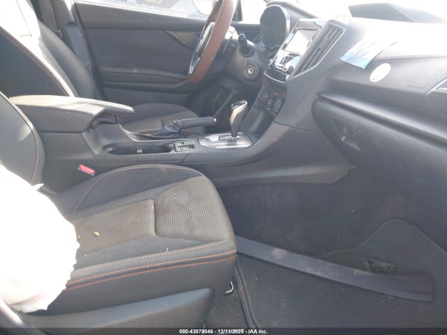 Subaru Crosstrek 2.0i Premium 2018 JF2GTABC9JH211057 Image 5