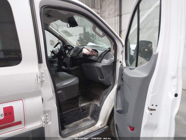 1FMZK1ZM9KKB63214 Ford Transit-150 Xl