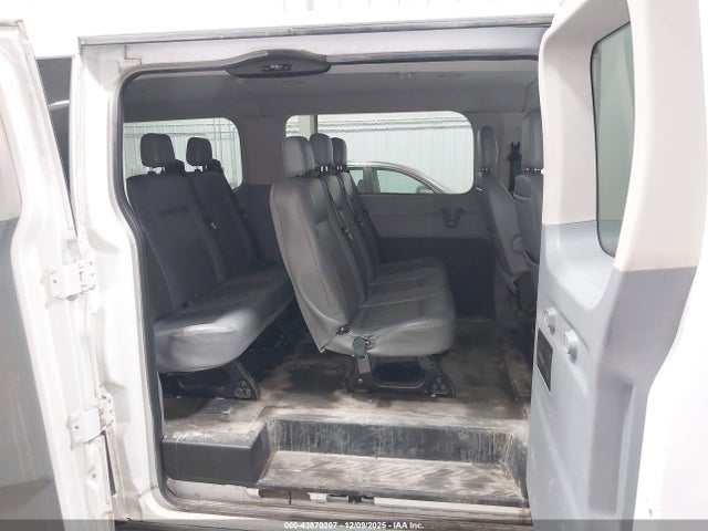 1FMZK1ZM9KKB63214 Ford Transit-150 Xl