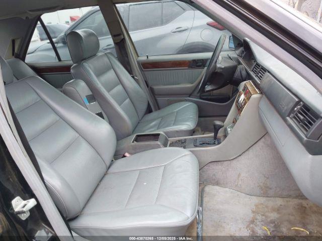 1992 MERCEDES-BENZ 400 WDBEA34EXNB749831 Photo 4