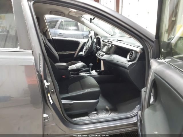 2018 TOYOTA RAV4 JTMZFREV4JJ198611 Photo 4