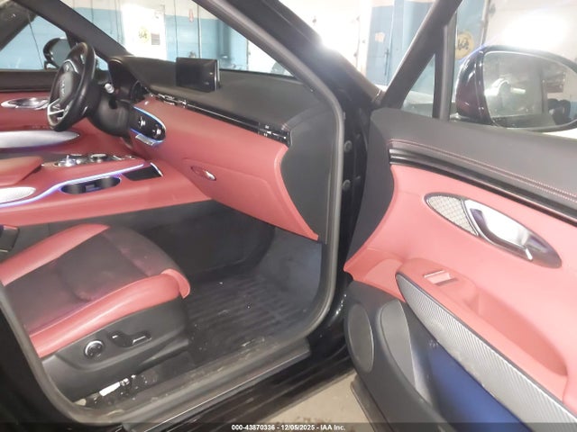 2023 GENESIS GV70 KMUMADTB0PU124739 Photo 4