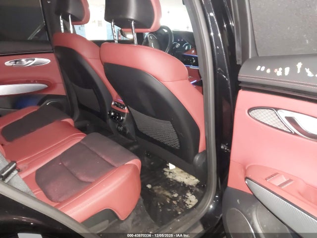 2023 GENESIS GV70 KMUMADTB0PU124739 Photo 7