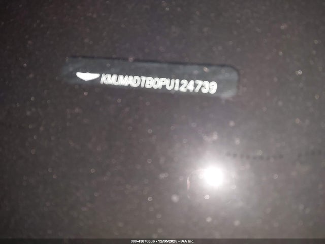 2023 GENESIS GV70 KMUMADTB0PU124739 Photo 8