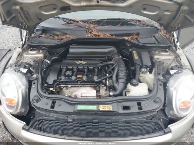 2008 MINI COOPER S CLUBMAN WMWMM335X8TP87531 Photo 9