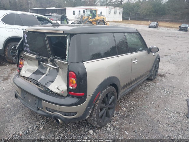 2008 MINI COOPER S CLUBMAN WMWMM335X8TP87531 Photo 3