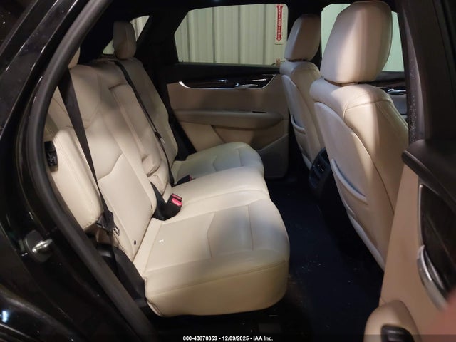 2017 CADILLAC XT5 1GYKNARS6HZ186357 Photo 7