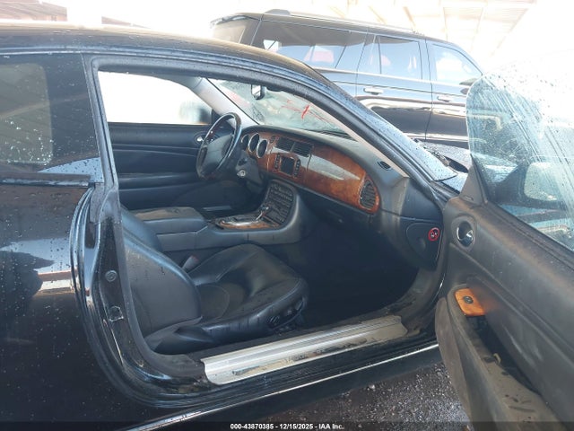 2005 JAGUAR XKR SAJDA41B153A40345 Photo 4