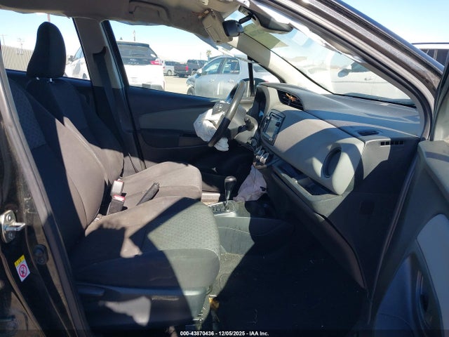 VNKKTUD3XHA081954 Toyota YARIS L
