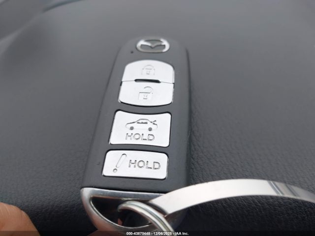 2018 MAZDA MAZDA6 JM1GL1VM3J1327642 Photo 10