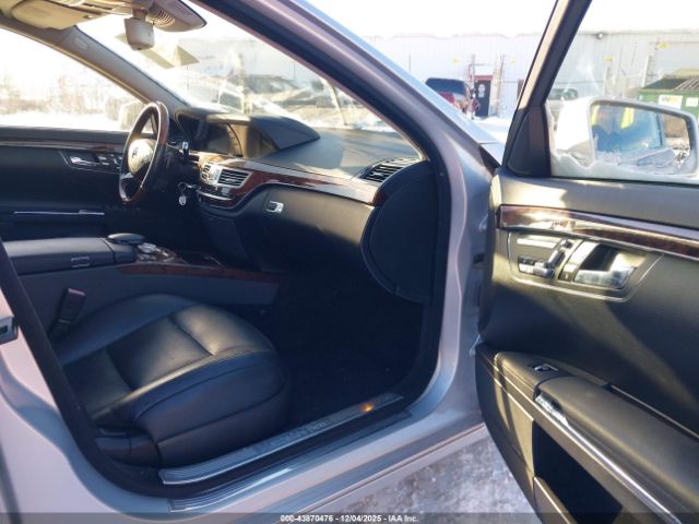2012 MERCEDES-BENZ S 550 WDDNG7DB9CA430121 Photo 4