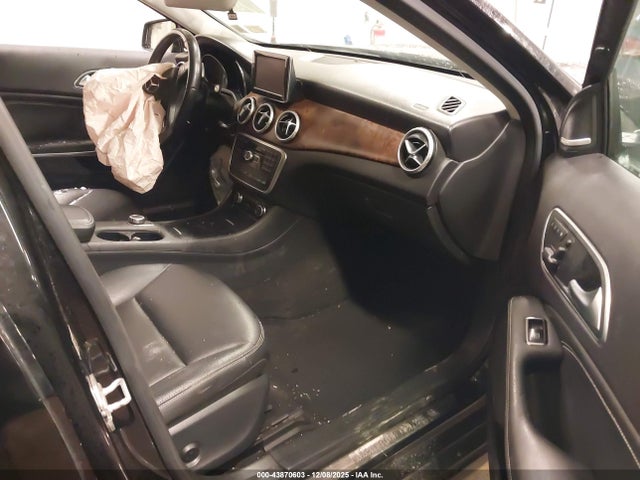 Продаж на аукціоні авто 2015 Mercedes-benz Gla 250 4matic, vin: WDCTG4GB0FJ115251, номер лоту: 43870603
